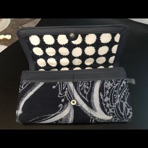 NEW VERA BRADLEY RFID AUDREY WALLET- INDIGO